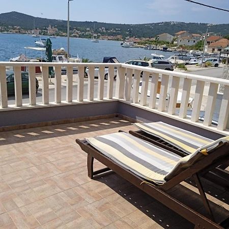 Apartment Josip Винишче Экстерьер фото