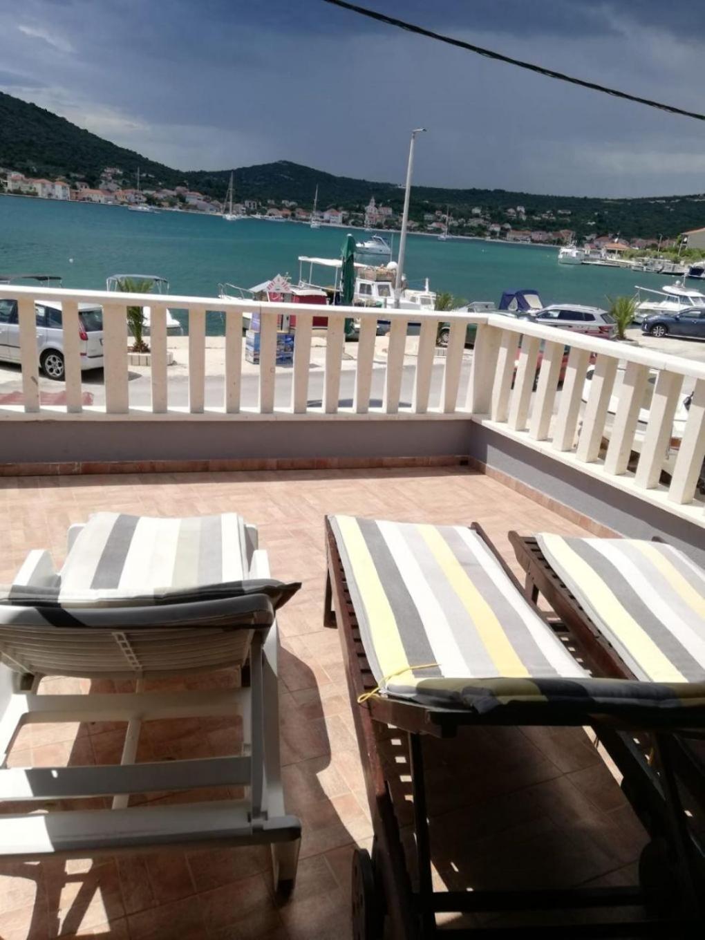 Apartment Josip Винишче Экстерьер фото